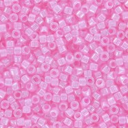 Toho Treasure beads 11/0 Ceylon Innocent Pink TT-01-145